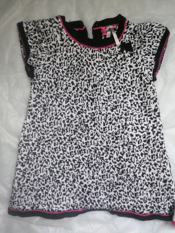 Robe manches courtes