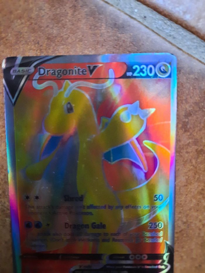 Dragonite V 230 en tbe - photo numéro 2