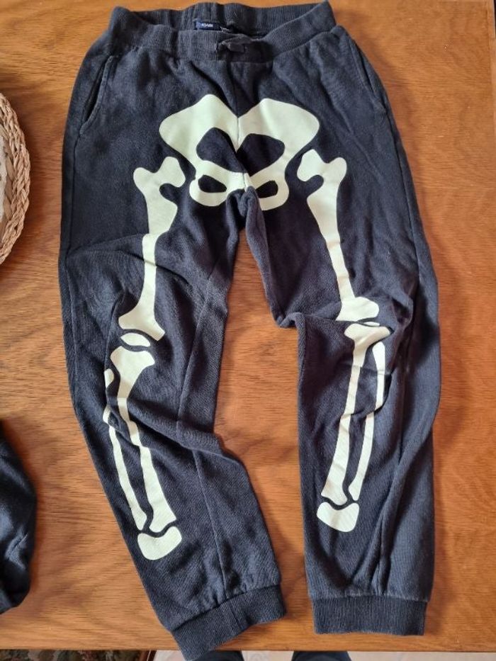 Ensemble sequellette jogging