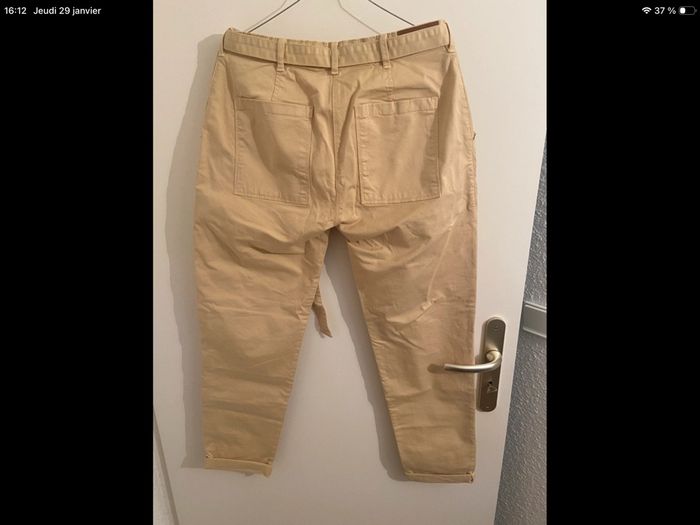 Pantalon beige - photo numéro 3