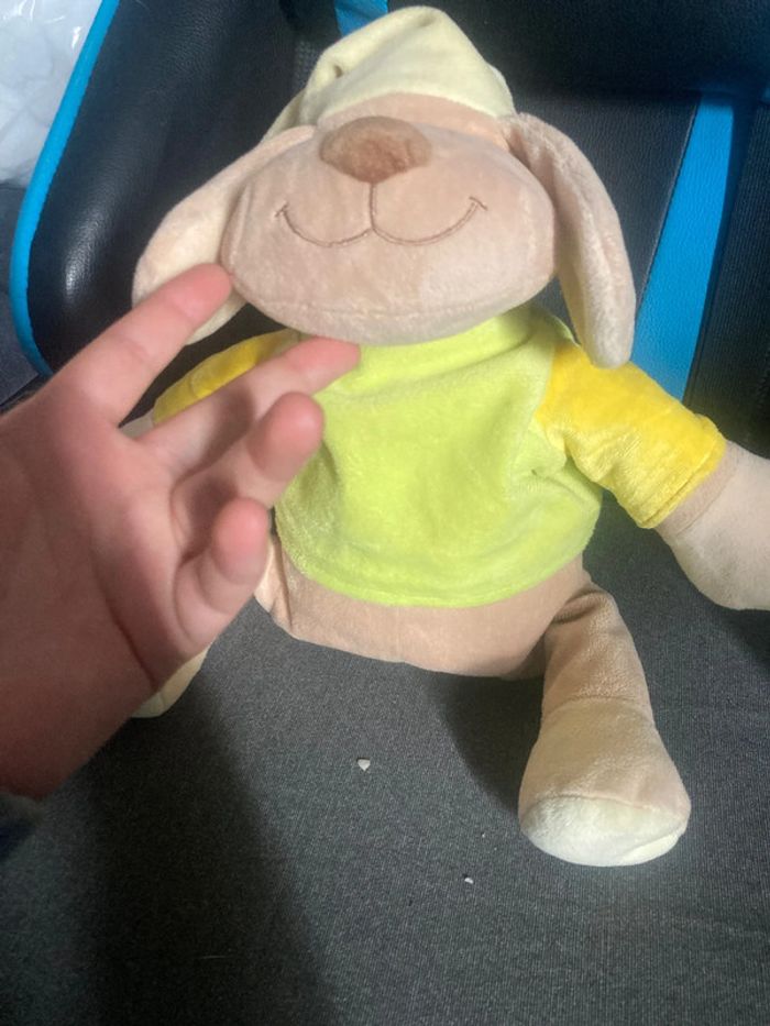 Peluche chien avec  avec vêtement - photo numéro 2