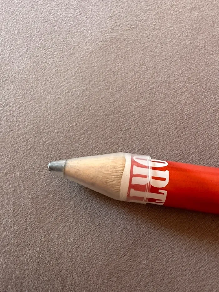 Crayon gris XXL Portugal - photo numéro 6