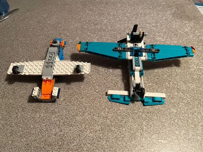 Lot de 2 avions lego - photo numéro 3