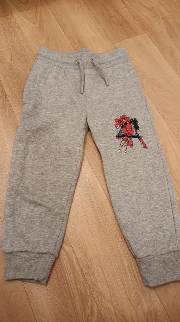 Vêtements garçon 1 an et demi / 2 ans   92 cm - photo numéro 3