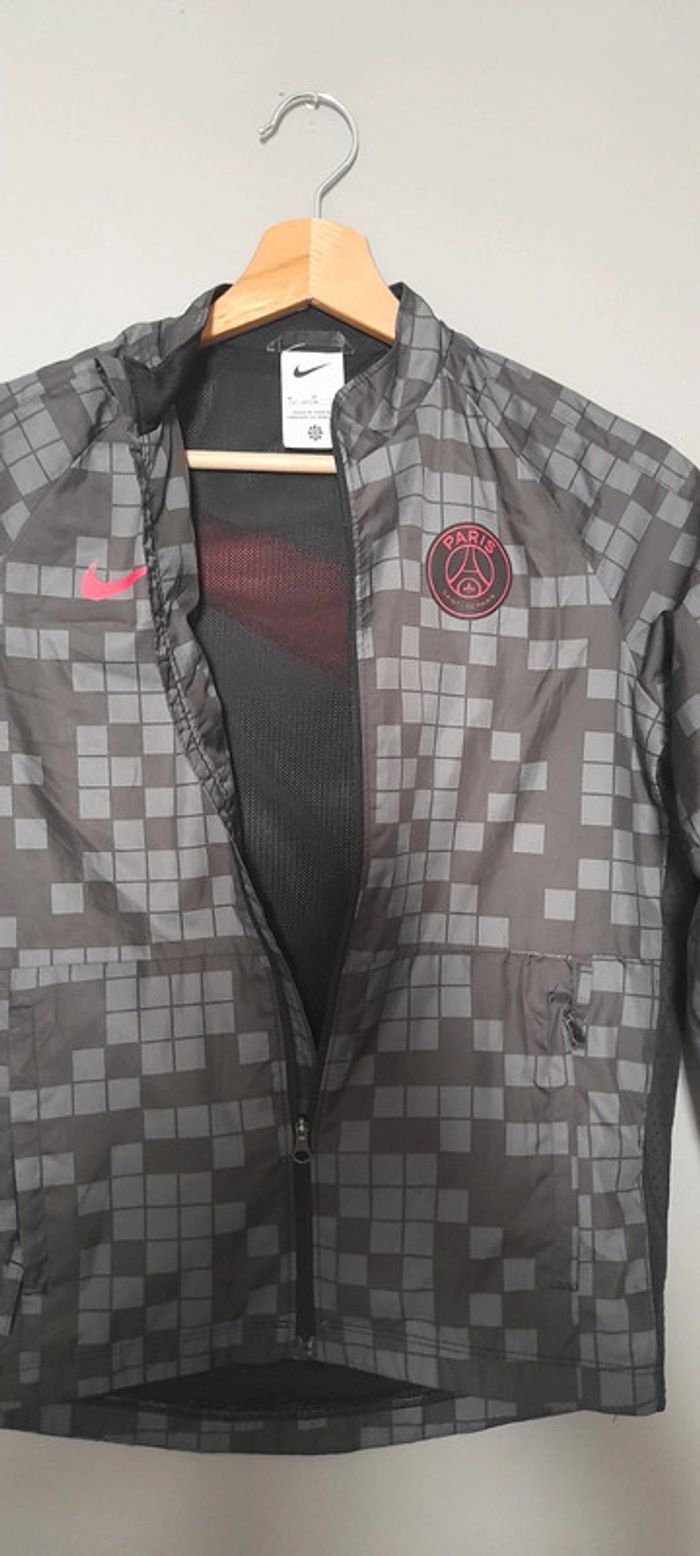 Veste K-way Nike PSG - photo numéro 6