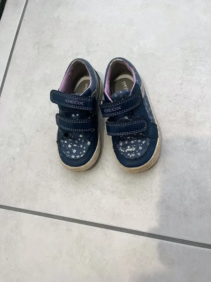 Lot chaussures enfant T24