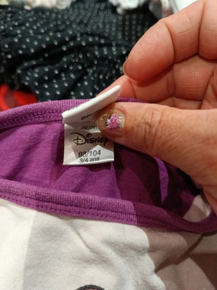 Tee-shirt Minnie 3 ans - photo numéro 3