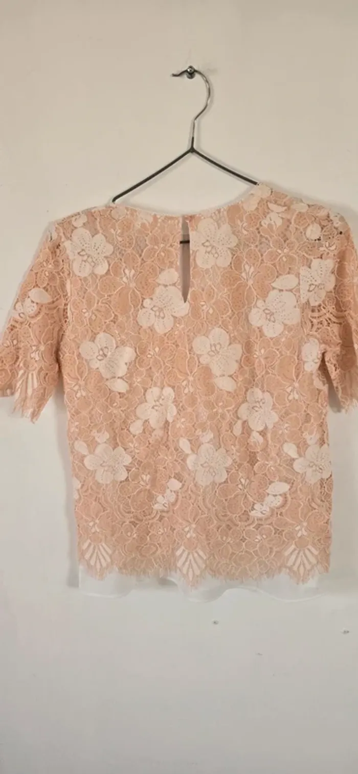 Haut blouse dentelle neuf IRL - photo numéro 2