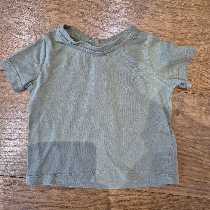 Ensemble salopette et T-shirt - photo numéro 3