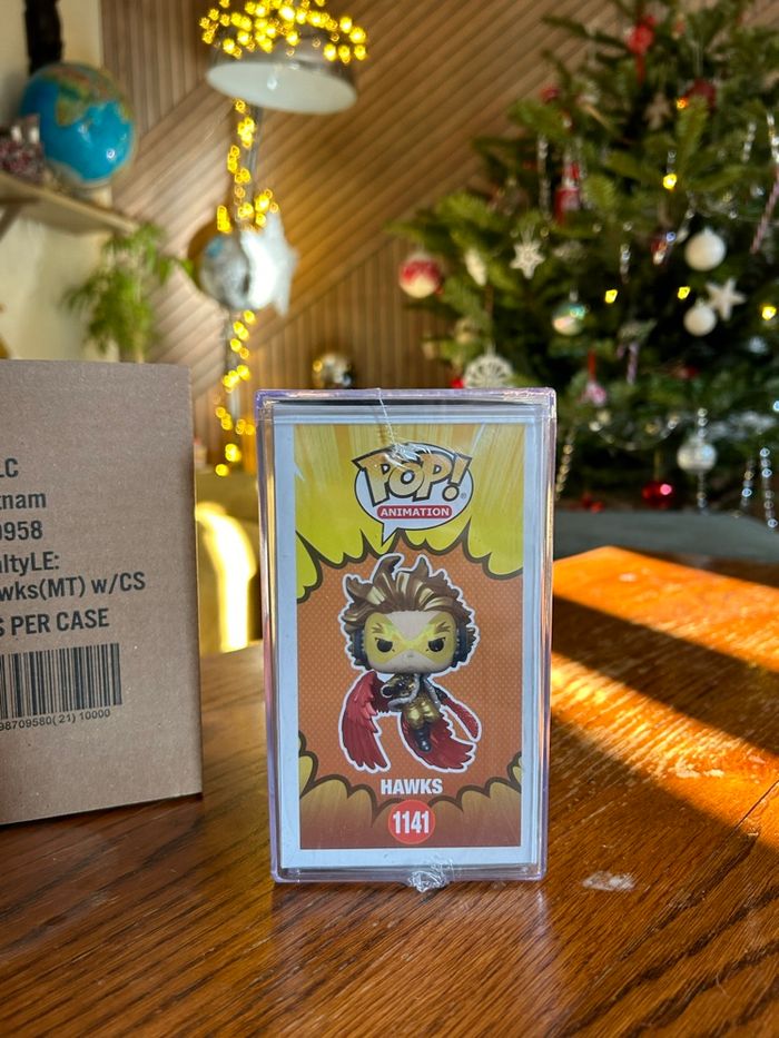 Funko Pop! Hawks n°1141 - Avec Pop! Protection - photo numéro 3