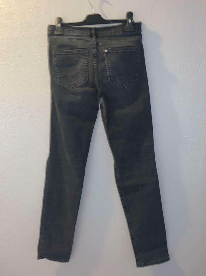 Jean H&M - photo numéro 2