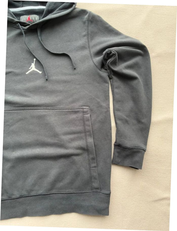 Sweat à capuche noir Jordan taille XS en très bon état - photo numéro 7