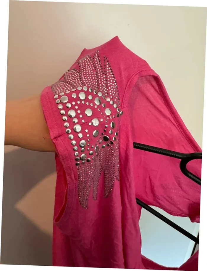 Haut à strass - photo numéro 3