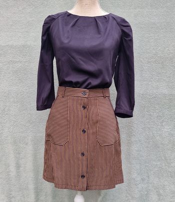 Jupe rayée noire et camel Mango taille M, très bon état