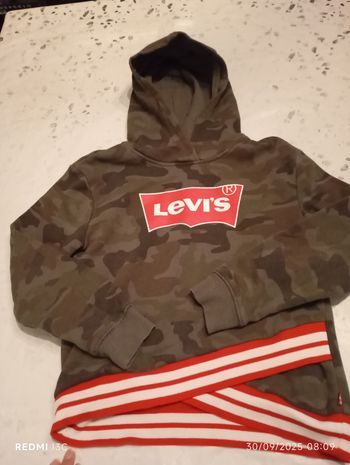 Pull Levi's 10ans