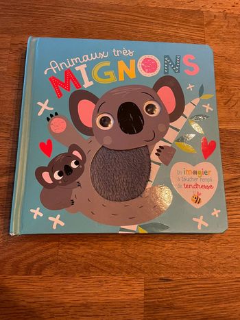 Un livre d’éveil à toucher Animaux très mignons
