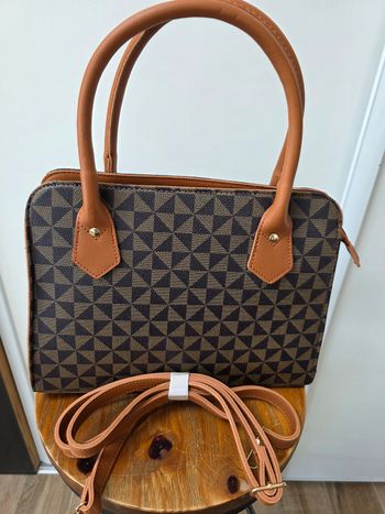 sac
à
main damier beige chic