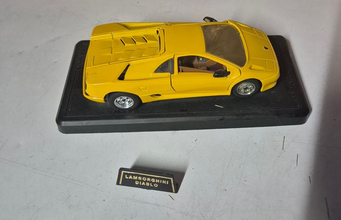 Voiture miniature majorette Lamborghini diablo 1/24 - photo numéro 3