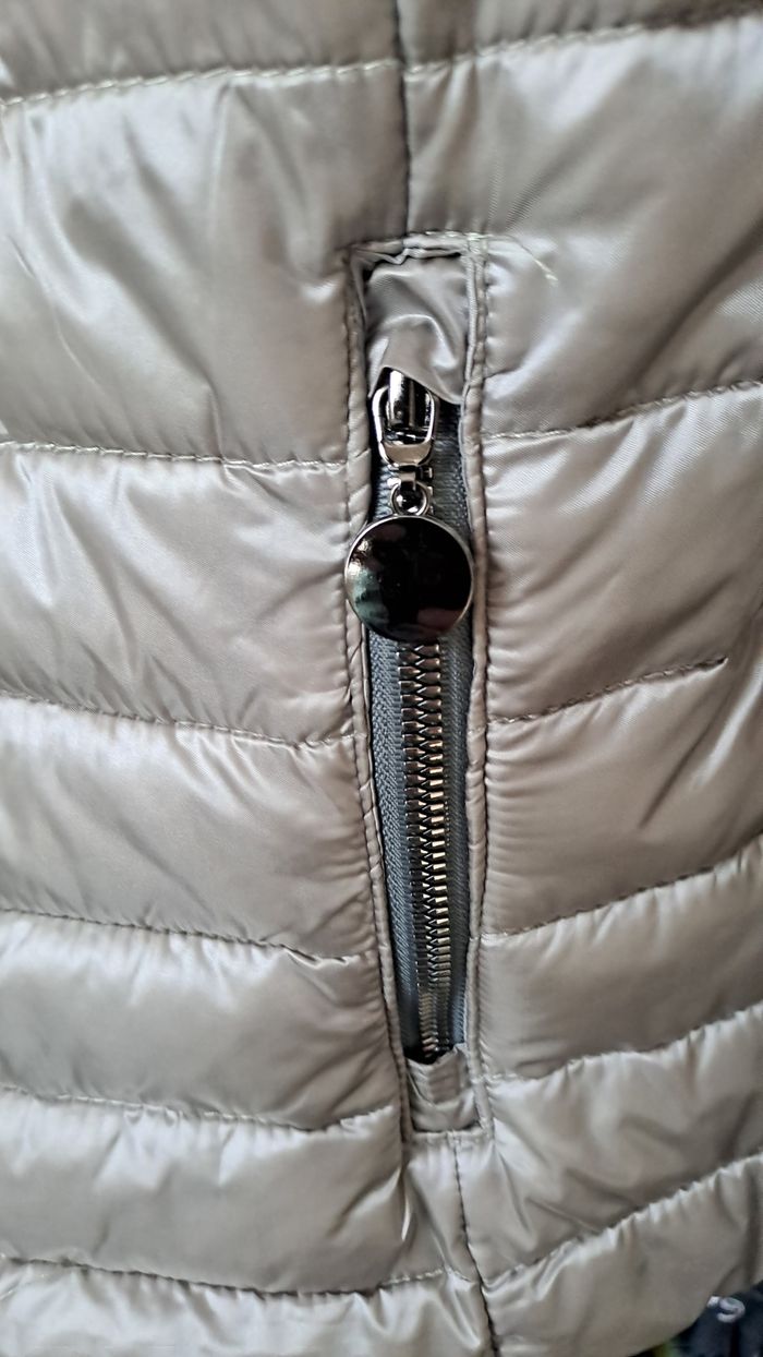 Doudounne mi-saison - photo numéro 4