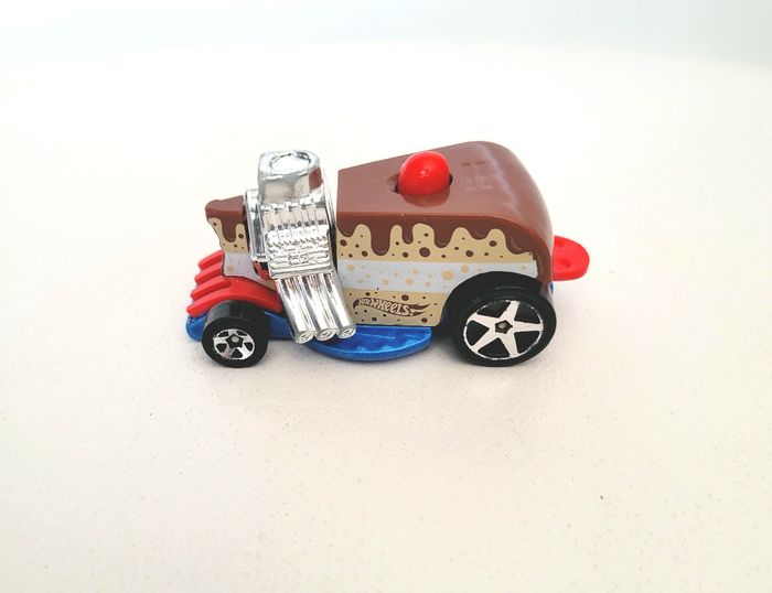 Birthday Burner 1:64 - photo numéro 4