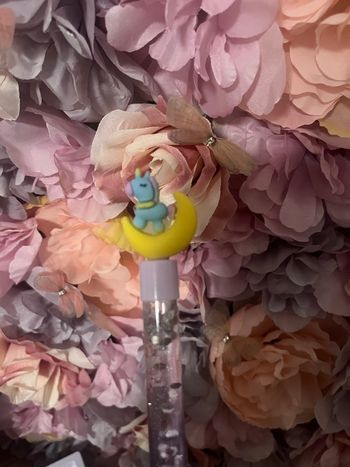 Stylo pailletée licorne mauve