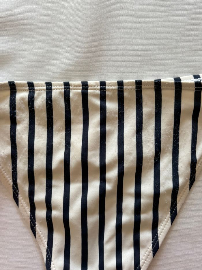 Maillot de bain 2 pièces crème à rayures bleu marine - Jennyfer - M/38 - photo numéro 6