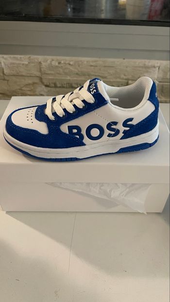 Basket BOSS bleu