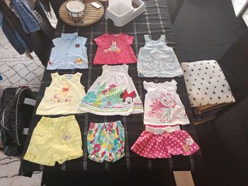 Lot vêtements fille Disney taille 6m