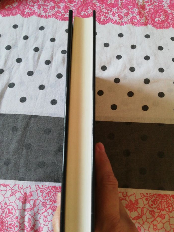 Le diable tiens la chandelle - photo numéro 4