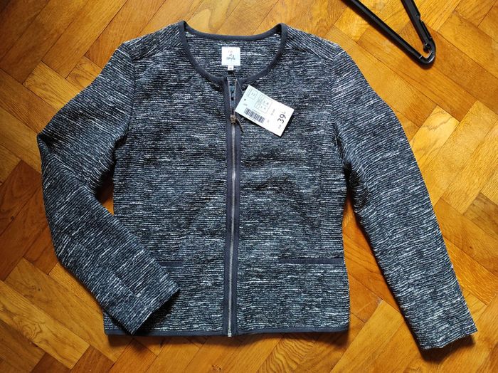 Veste neuve - photo numéro 3