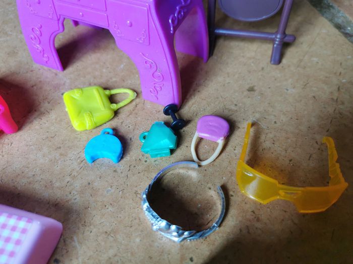 Accessoires et meubles poupée lot de 12 pièces - photo numéro 2