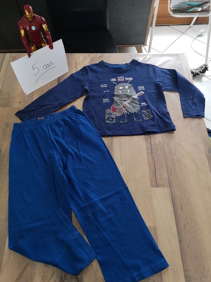 Pyjama - 5 ans - photo numéro 2