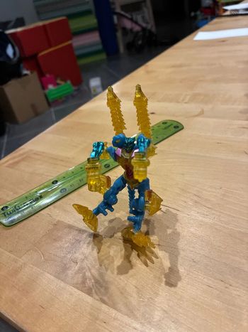 Figurine transformers