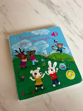 Livre musical Comptines et jeux de doigts
