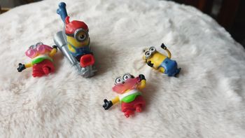 Lot figurine minion
