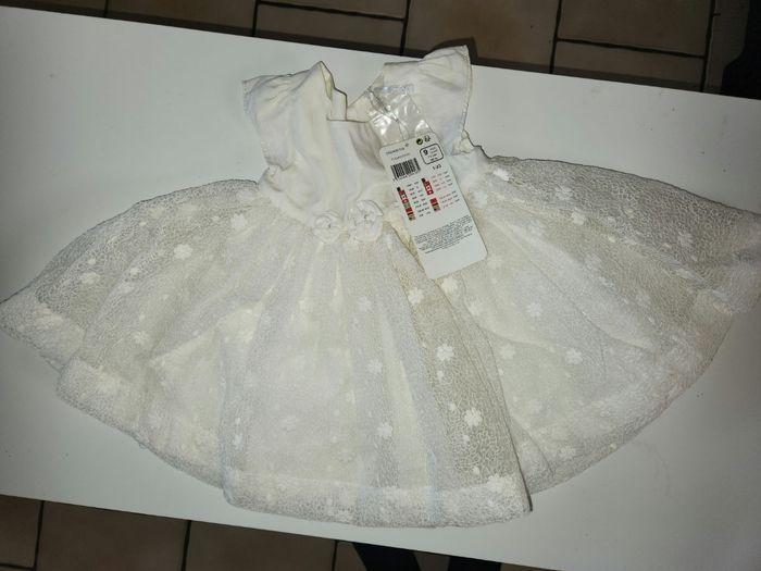 Robe 9 mois - photo numéro 3