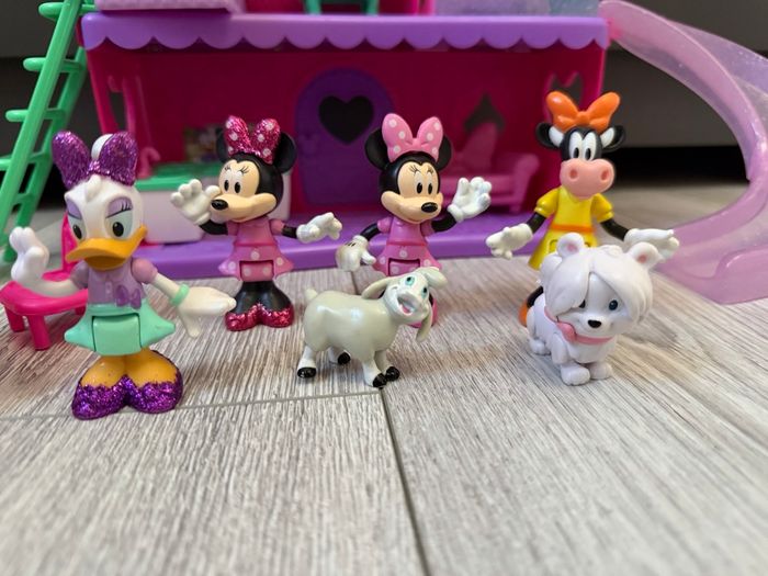 La maison de Minnie et ses figurines - Disney - photo numéro 3