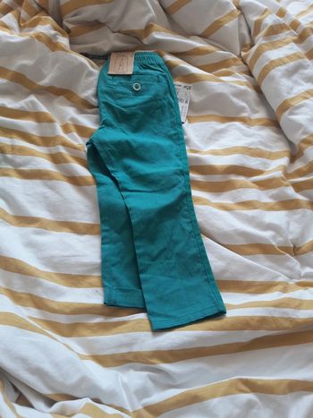 Pantalon toile d un joli vert/turquoise  3 ans