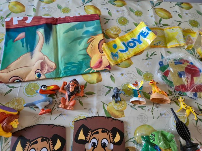 Lot decoration anniversaire Roi lion - photo numéro 7