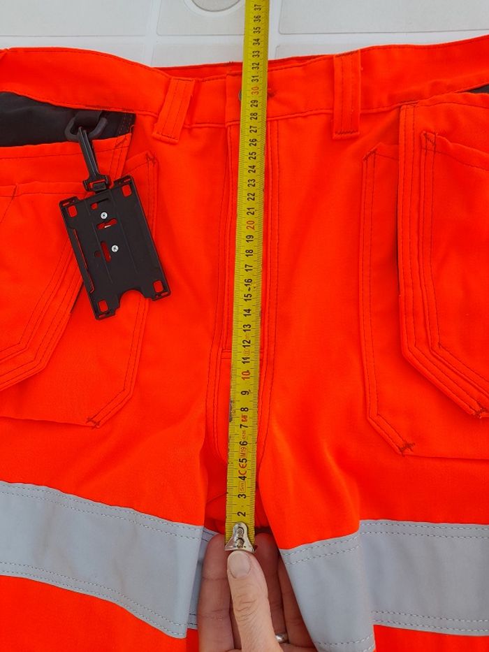 Pantacourt/bermuda de travail haute visibilité neuf taille 44 - photo numéro 6