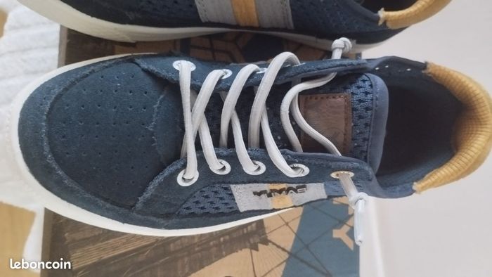 Baskets Neuve Yumas 34 - photo numéro 5