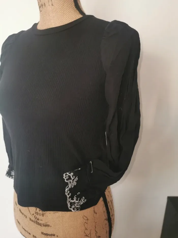 T-shirt. - photo numéro 2