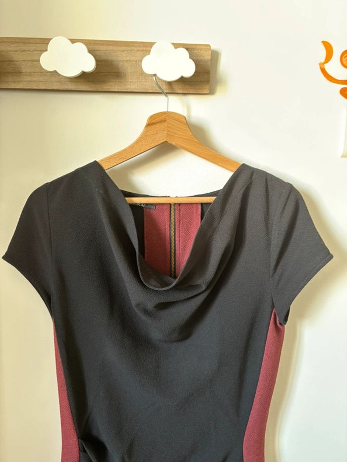 Robe noir et bordeaux Kookai Taille 38 - photo numéro 4