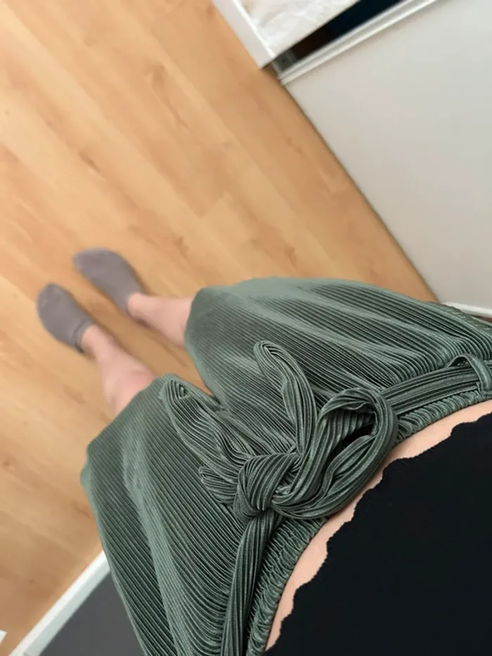 Short plissé vert Kiabi - photo numéro 4