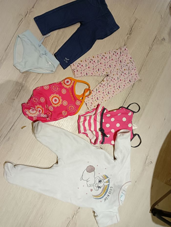 Lot Vêtements 6 mois fille - photo numéro 4