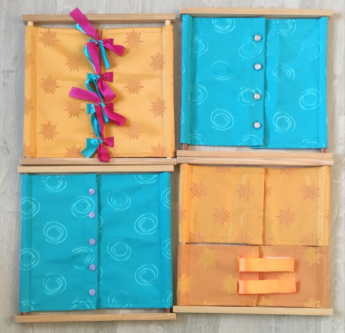 Lot 4 cadres d'habillage démontables montessori