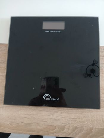 Pèse personne électronique