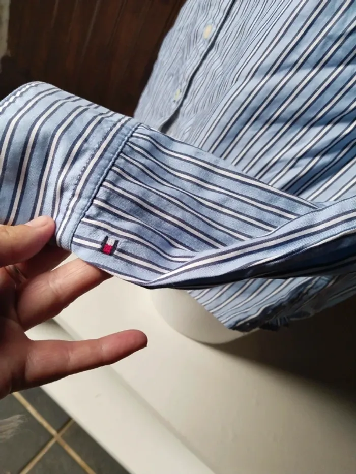 Jolie chemise femme rayée de marque Tommy Hilfiger taille 36 - photo numéro 6