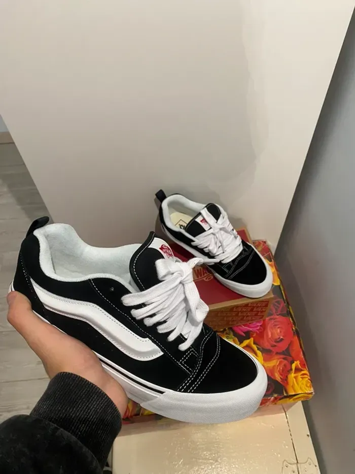 Vans Chaussures Knu Skool-Pointure 38 - photo numéro 2