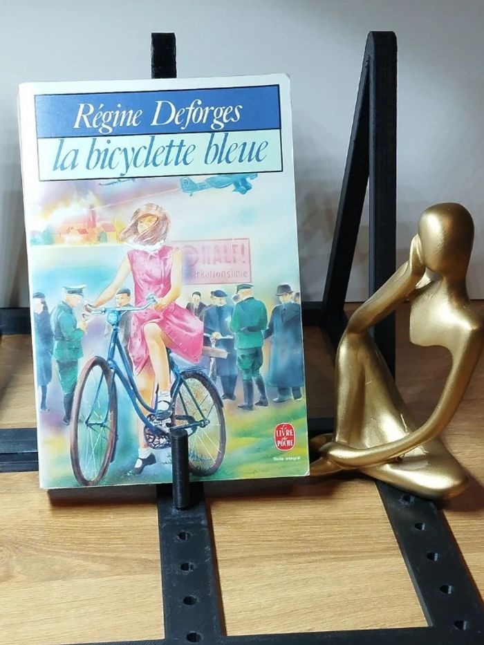 Roman La bicyclette bleue de Régine Deforge éd 1981 - photo numéro 2